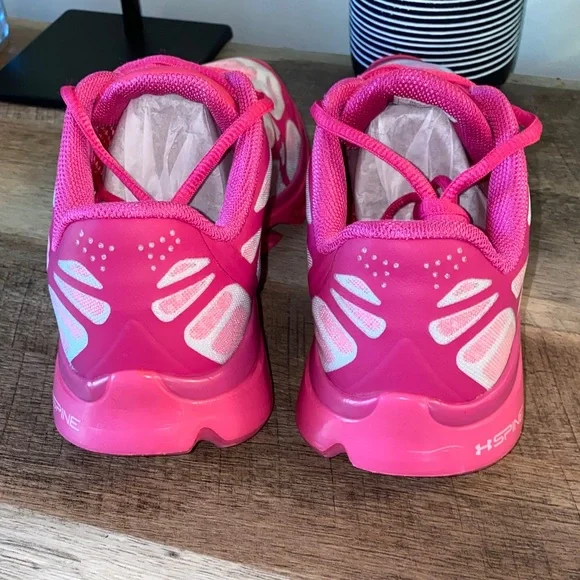Under Armour Spine Youth Pink & White Running Sneakers Size 6.5Y / Women’s 7.5/8 - Picture 10 of 15